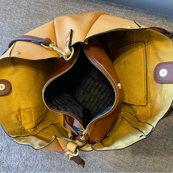 Steve Madden Yellow/Brown Hand Bag Mustard - Picture 7 of 9